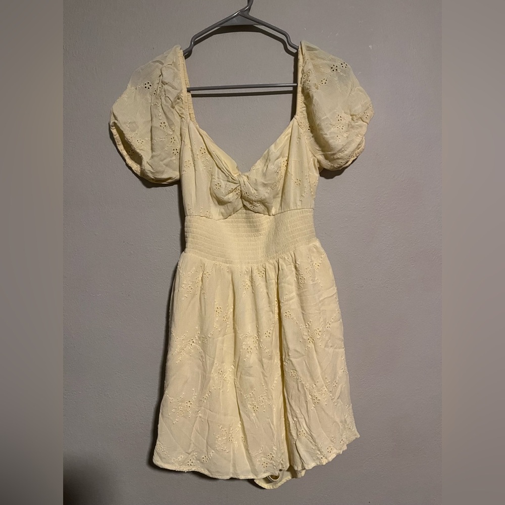 Hollister Light Yellow Puff Sleeve Mini Dress